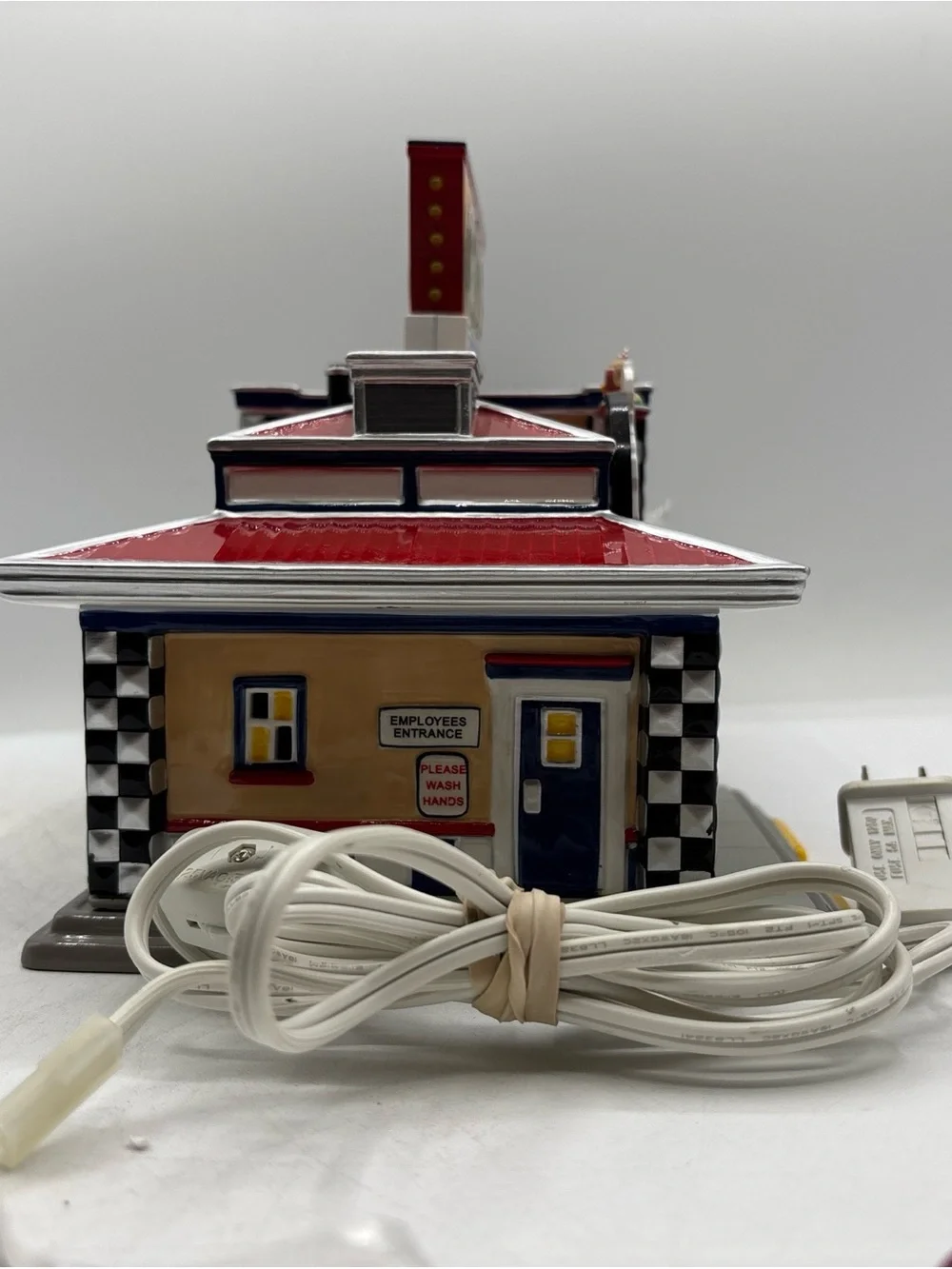 Department 56 2001 Vintage Original Snow Village Gus’s Drive-In Set Of 7 55067